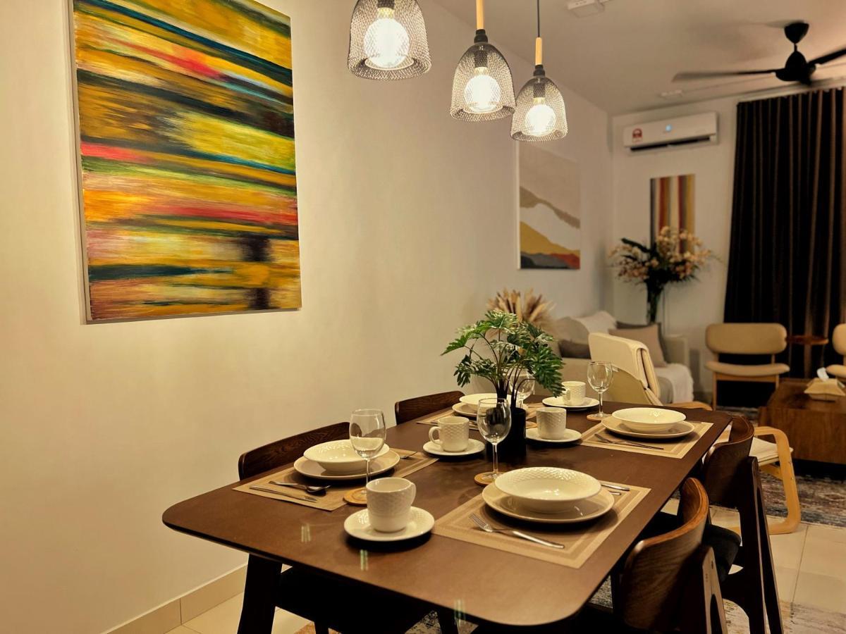 High Flyer Klia At Alanis Residence Kota Warisan Sepang Exterior foto
